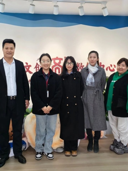 “共绘文创产教融合新蓝图”——beat365英国官网艺术学院赴河北八零电子商务有限公司开展校企合作洽谈