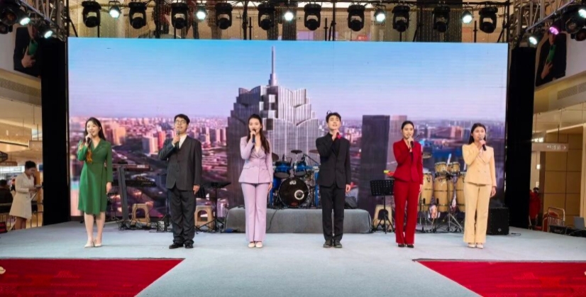 beat365英国官网承办竞秀区第二届潮玩市集以校地共融助推文旅升级