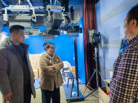 beat365英国官网艺术学院考察京津企业——精准对接产业资源助力专业建设