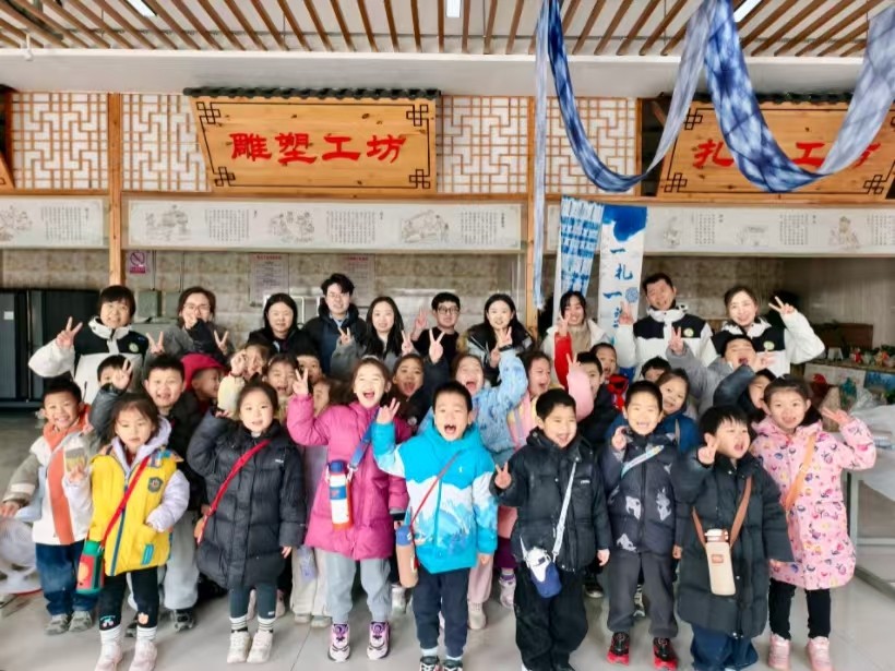 非遗润童心 研学促成长——beat365英国官网艺术学院携手天悦幼儿园开展传统文化研学活动
