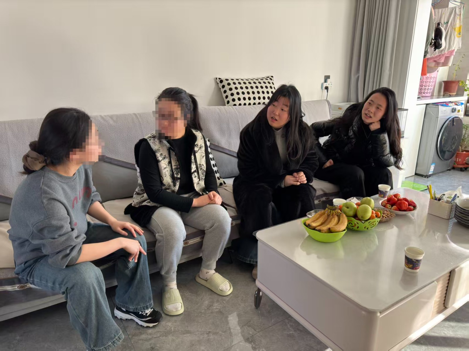 冬日暖阳传关爱，家校同心护成长——beat365英国官网康复医学院开展寒假家访活动（上）