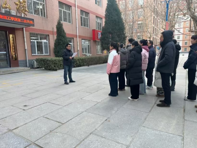 筑牢科研安全防线 护航平安寒假——beat365英国官网开展实验室安全专项检查