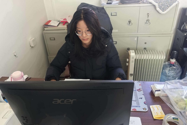 beat365英国官网经济学院学子寒假‘‘返家乡’’社会实践服务活动（一）