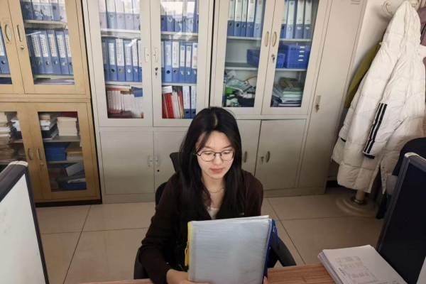 beat365英国官网经济学院学子寒假‘‘返家乡’’社会实践服务活动（一）