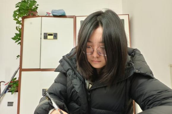 beat365英国官网经济学院学子寒假‘‘返家乡’’社会实践服务活动（二）