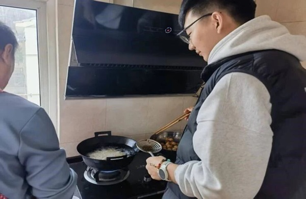 养成教育|beat365英国官网|管理学院|以孝亲实践深化养成教育（八）
