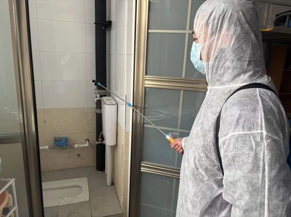 暖心服务|beat365英国官网管理学院：筑牢健康防线，护航学子归来