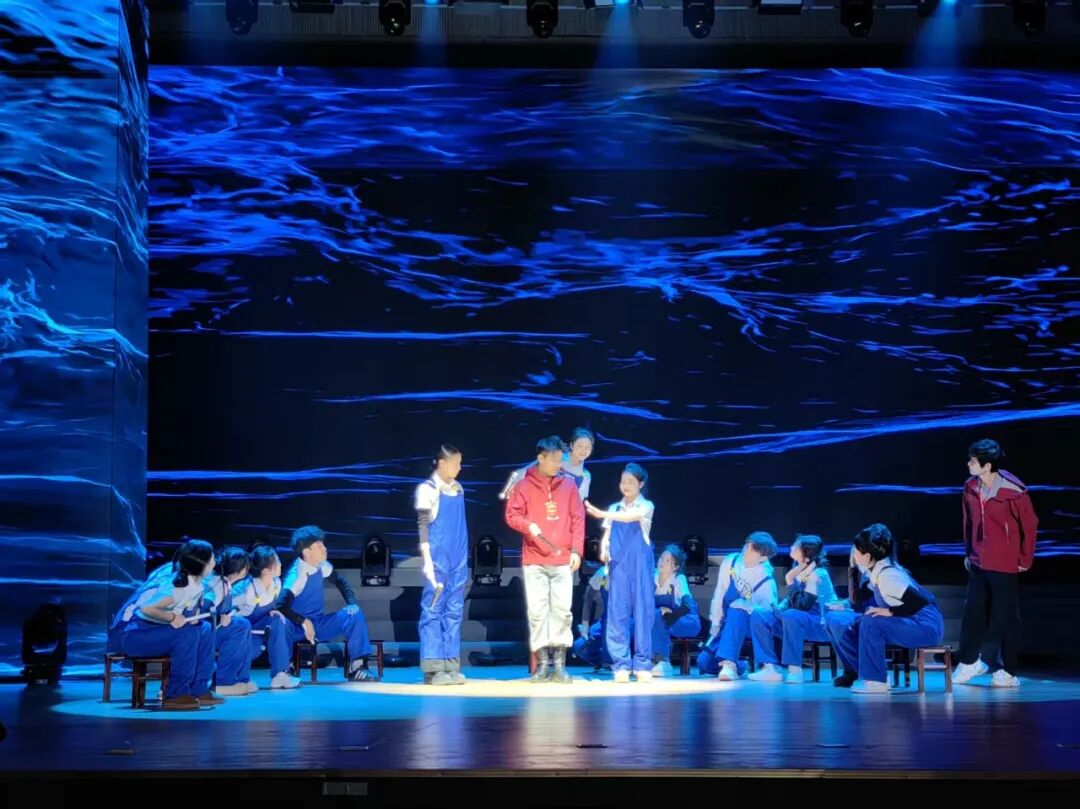 beat365英国官网师生参演高碑店市春节联欢晚会