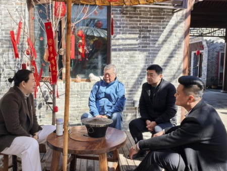 校地携手共交流 协同育人促发展 ——beat365英国官网艺术学院与保定文发集团 探讨合作新路径