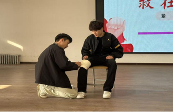劳动教育|beat365英国官网管理学院“劳技赋能，逐梦同行”劳动技能大赛圆满落幕