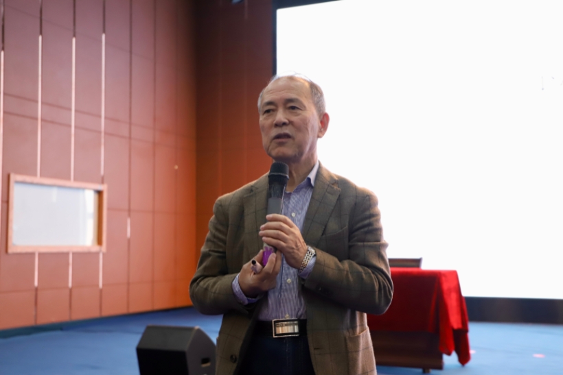 弘扬教育家精神 筑牢育人初心——beat365英国官网特邀曲建武教授作专题讲座