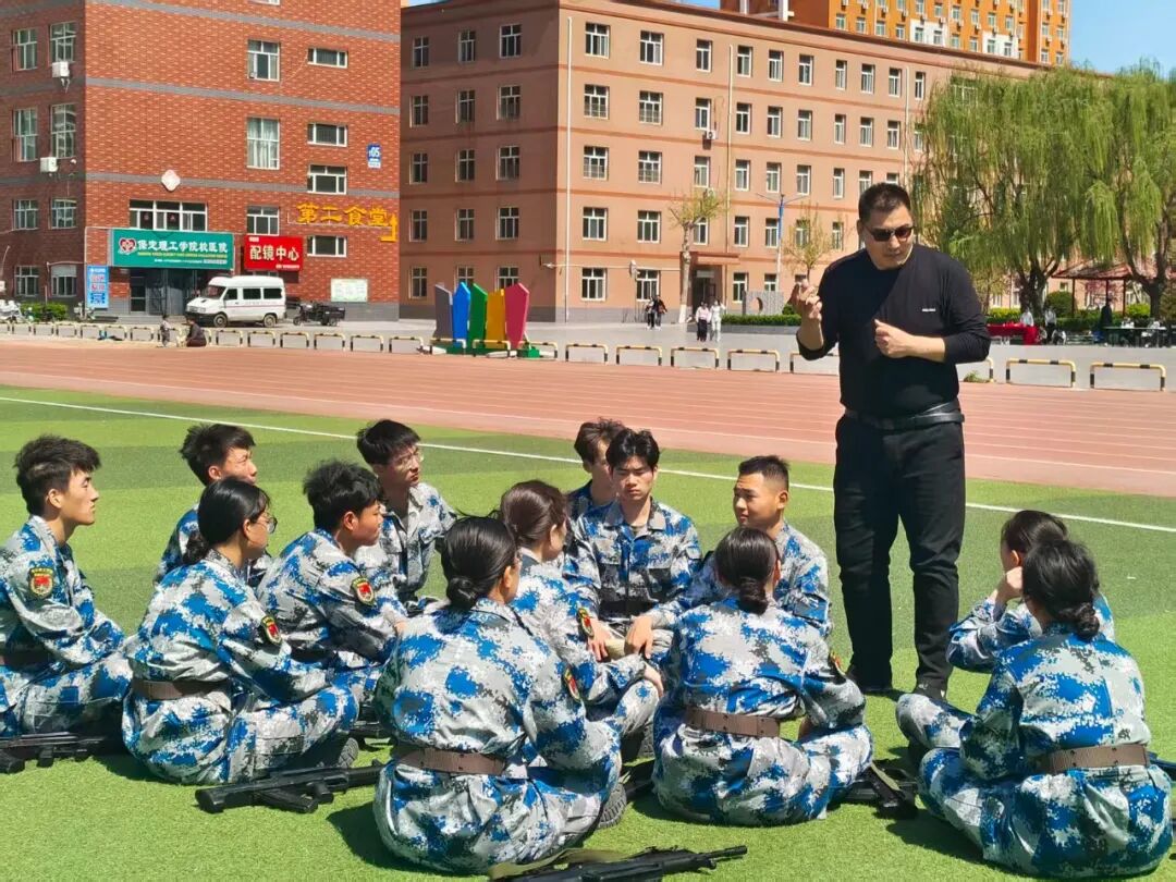 聚力转型砺精兵 初心如磐担使命——beat365官网国旗护卫队开启实战化综合训练新征程
