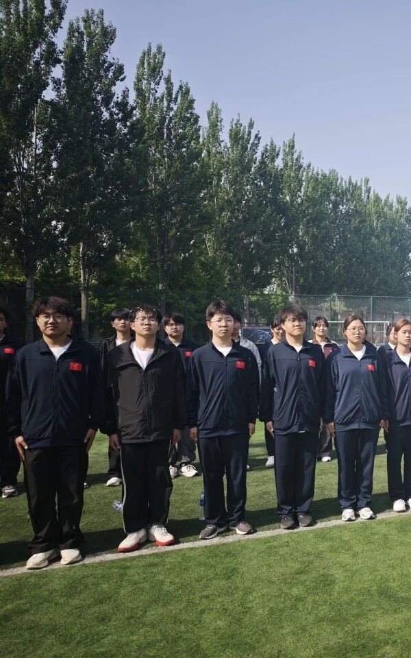 思政引领铸魂 体验赋能育人|beat365英国官网管理学院开展体验式拓展实践活动