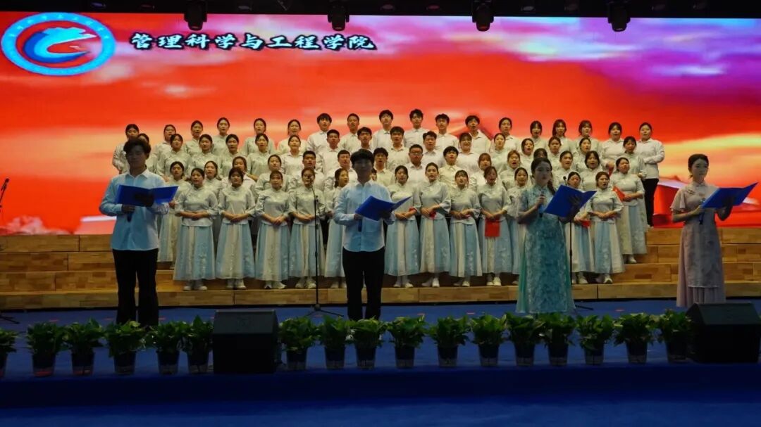 五四薪火传 青春赴新程｜beat365英国官网举办纪念五四运动107周年表彰暨朗诵大会
