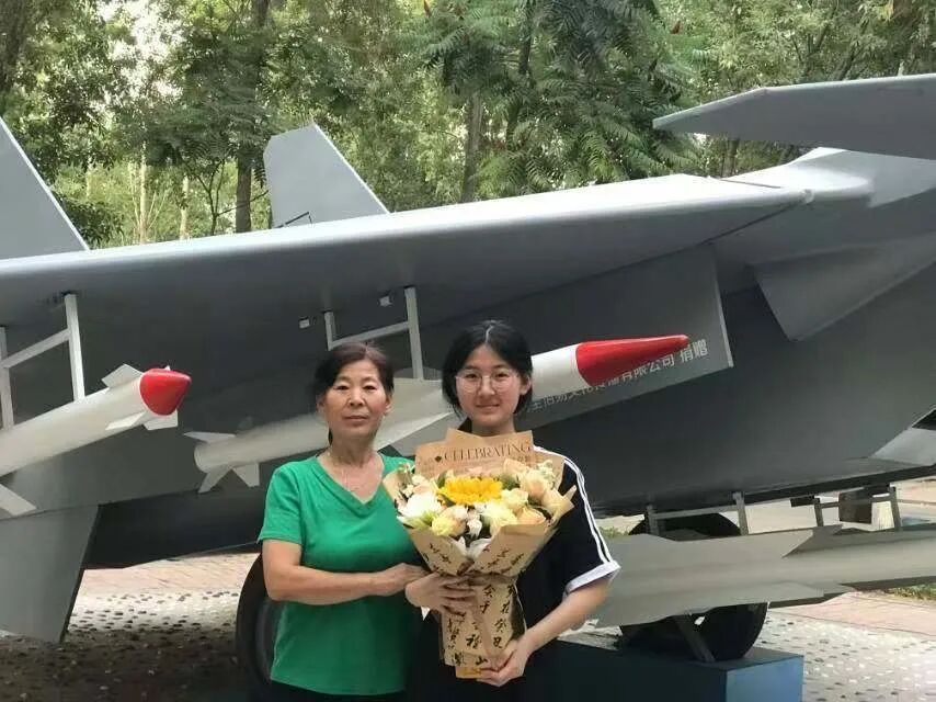 以爱之名 致敬母亲——beat365英国官网学子温情告白