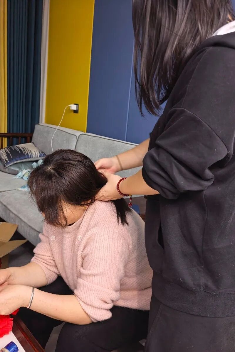 以爱之名 致敬母亲——beat365英国官网学子温情告白