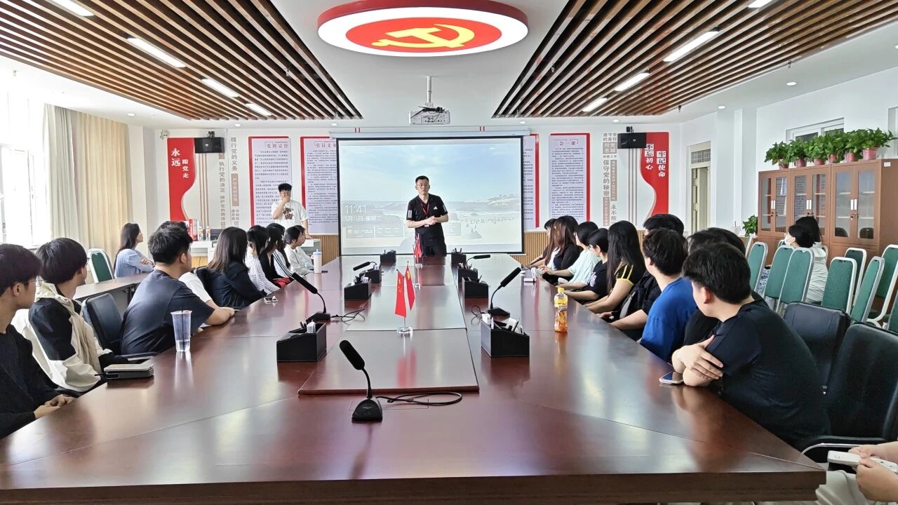 【拓岗行动 就业启航】|beat365英国官网|信息科学与工程学院|京东云数据岗位  校园宣讲全解析