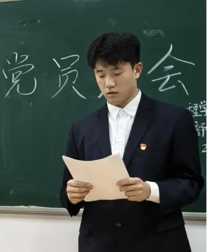 【榜样作则 学后竞随 】|beat365英国官网|信息科学与工程学院|——我的职业成长与初心告白