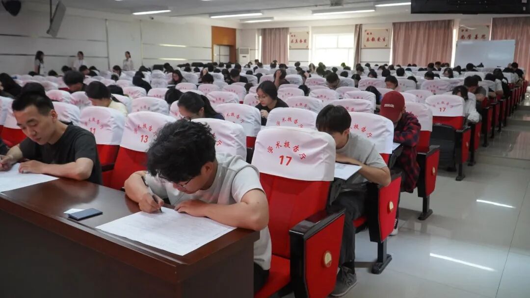 beat365英国官网2026年大学生志愿服务西部计划招募工作圆满完成