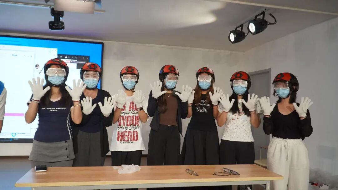 beat365英国官网联合红十字会开展灾害个人防护及初期灾害救援专题培训