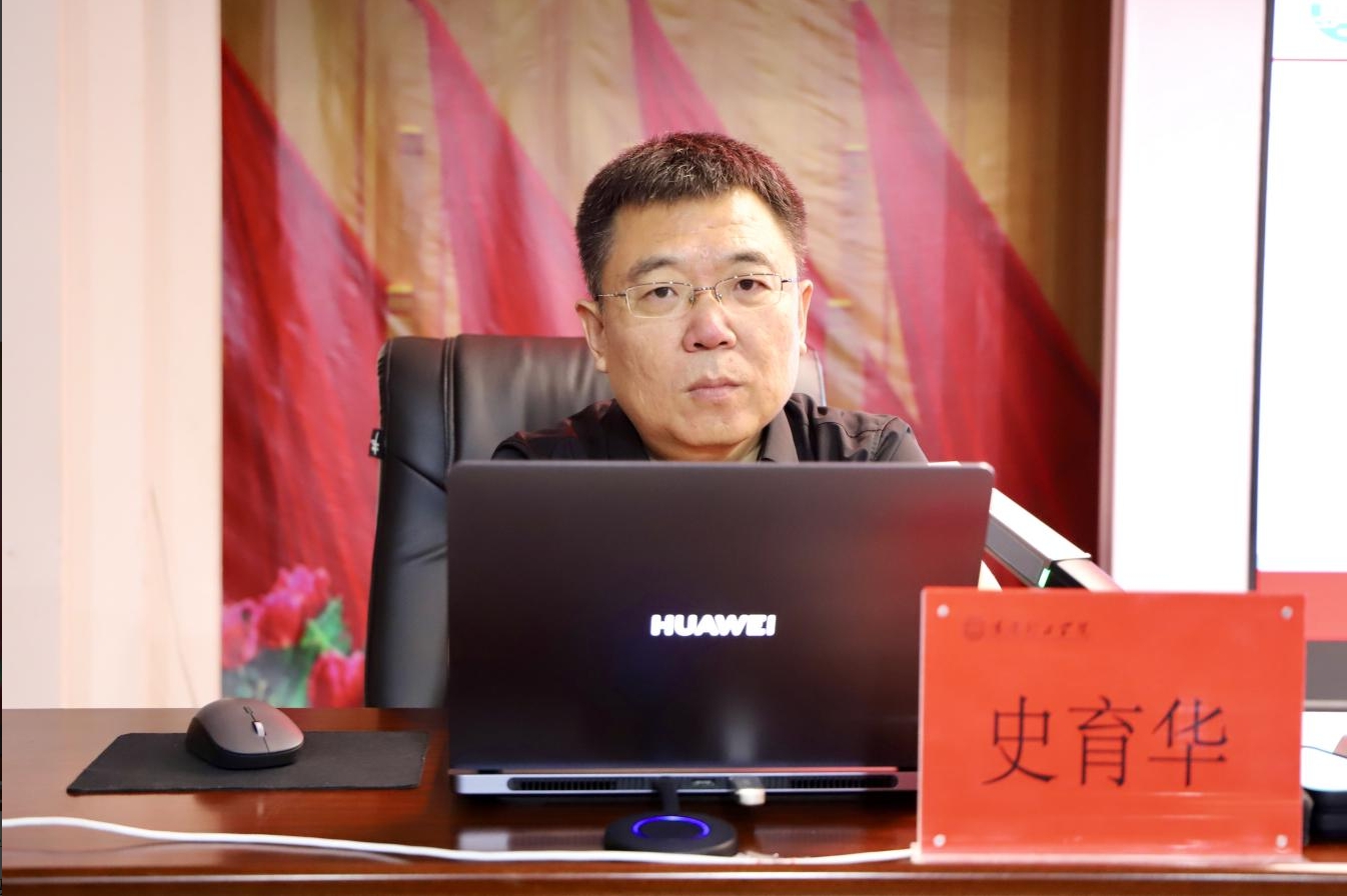 深耕经典铸魂育人 协同赋能思政课堂——首届驻保高校马克思主义经典著作研读与赋能思政课教学研讨会在beat365英国官网召开